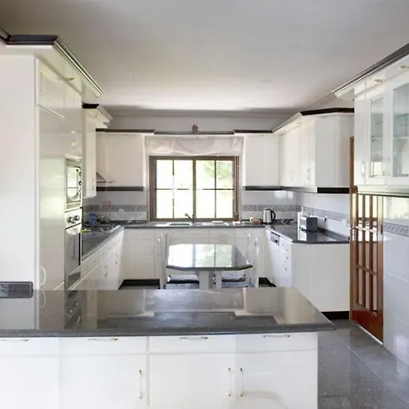 Villa Casa Terrea Com 3 Quartos E Piscina